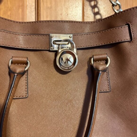 Michael Kors Handbag with Shoulder Strap - Picture 3 of 3